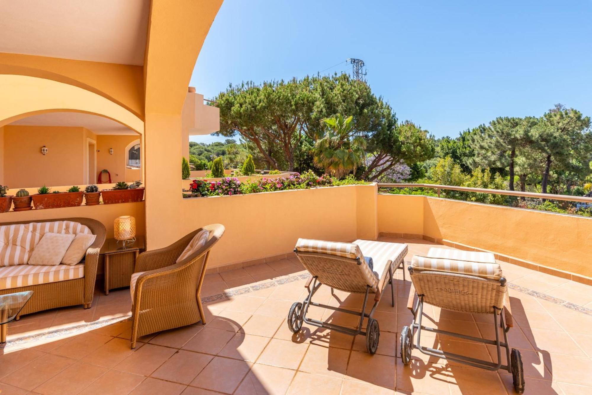 Hacienda Elviria Garden, *